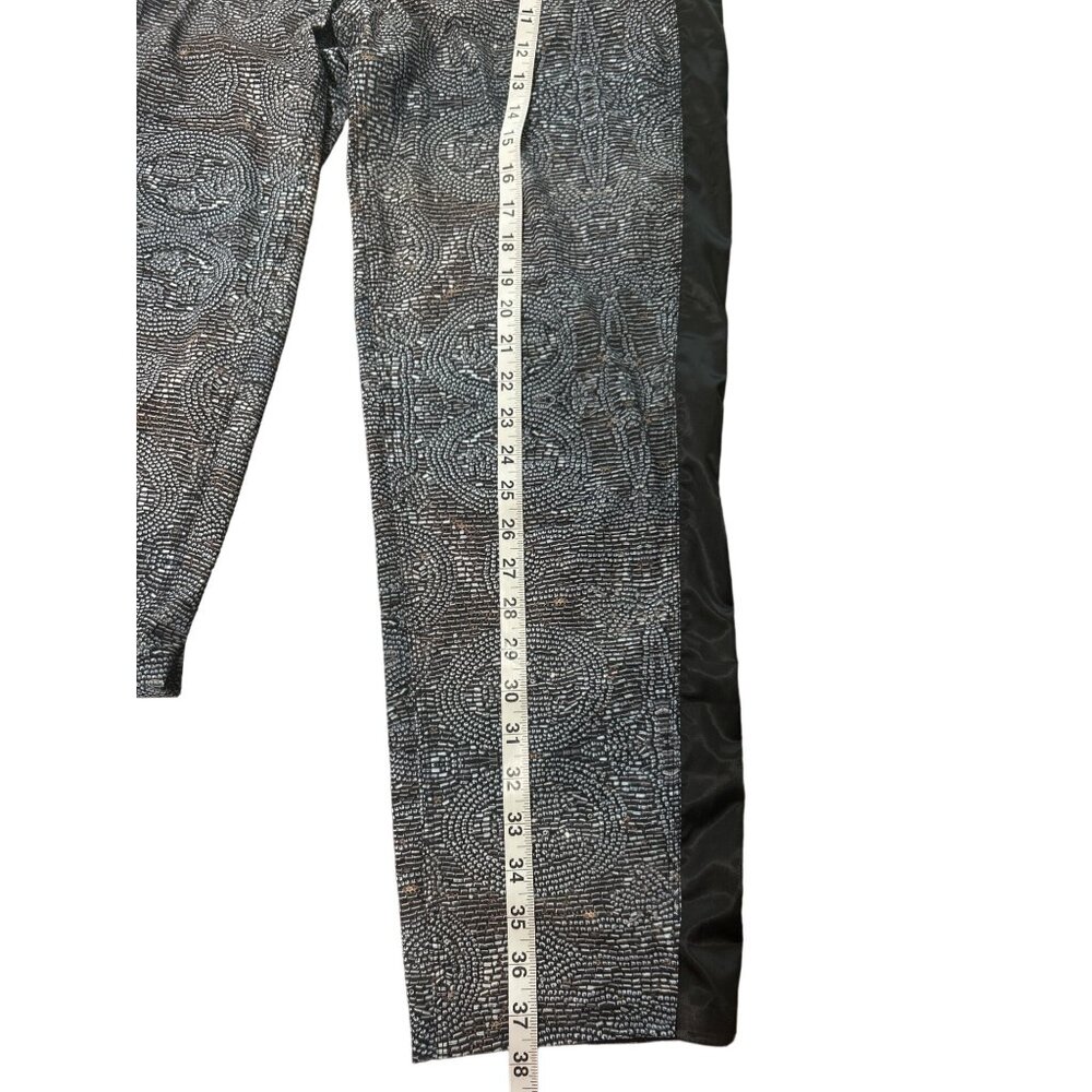 Lululemon Women's Rise & Shine Trouser Pants Printed Black Gray Size 8 - Picture 5 of 6